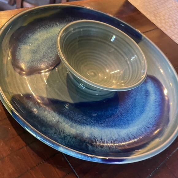 Pottery chip and dip platter blues - Picture 3 of 10